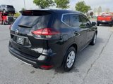Used 2020 Nissan Rogue S image 6