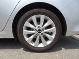 Used 2018 Kia Optima LX w/ 17" Alloy Wheels Package image 3