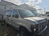 Used 2010 Ford E-350 and Econoline 350 Super Duty image 2
