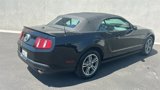 Used 2010 Ford Mustang Convertible image 4