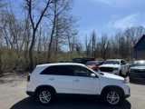 Used 2015 Kia Sorento LX image 4