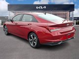 Used 2023 Hyundai Elantra SEL w/ Convenience Package image 4