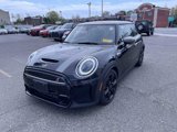 Used 2022 MINI Cooper S w/ Premium Package image 2