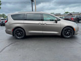 Used 2017 Chrysler Pacifica Touring-L Plus w/ Tire & Wheel Group image 5