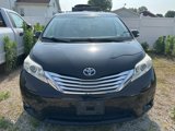 Used 2013 Toyota Sienna Limited w/ Premium Pkg image 2
