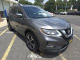 Used 2017 Nissan Rogue SL image 3