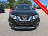 Used 2017 Nissan Rogue SL image 2