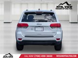 Used 2017 Jeep Grand Cherokee Laredo w/ Quick Order Package 2BE image 5