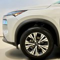 Used 2023 Nissan Rogue SV image 3
