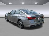 Used 2024 Nissan Altima 2.5 SV image 5