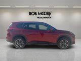 Used 2025 Nissan Rogue SV image 4