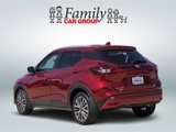 Used 2024 Nissan Kicks SV image 3