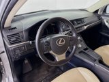 Used 2015 Lexus CT 200h image 4