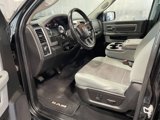 Used 2019 RAM 1500 Classic SLT w/ Luxury Group image 3