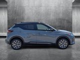 Used 2023 Nissan Kicks SR image 4