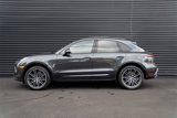 Used 2025 Porsche Macan image 2