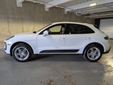 Used 2024 Porsche Macan image 2