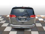Used 2019 Chrysler Pacifica Touring-L image 5