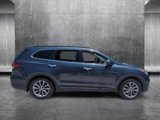 Used 2017 Hyundai Santa Fe SE image 4