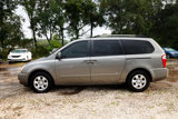 Used 2010 Kia Sedona LX image 3