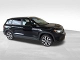 Used 2022 Volkswagen Taos SE image 2