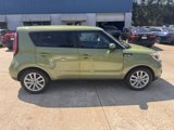 Used 2017 Kia Soul + image 4