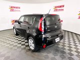 Used 2016 Kia Soul + image 2