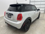Used 2018 MINI Cooper 2-Door Hardtop image 4