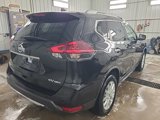 Used 2020 Nissan Rogue SV image 2