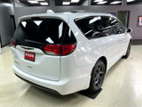 Used 2019 Chrysler Pacifica Touring-L Plus w/ S Appearance Package image 3