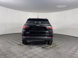 Used 2022 Jeep Compass Limited image 4