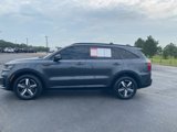 Used 2023 Kia Sorento S image 4