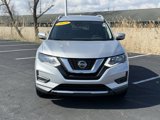 Used 2019 Nissan Rogue SV image 2