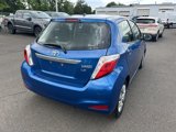 Used 2012 Toyota Yaris 4-Door Hatchback image 5