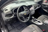 Used 2022 Chevrolet Malibu LT image 2