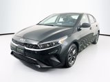 Used 2023 Kia Forte LXS image 3
