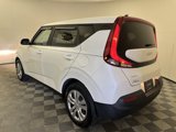 Used 2022 Kia Soul LX image 3