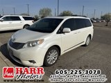 Used 2012 Toyota Sienna XLE image 3