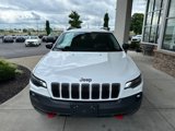 Used 2019 Jeep Cherokee Trailhawk image 3