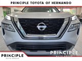 Used 2023 Nissan Rogue SV image 3