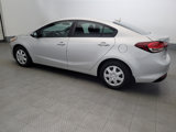 Used 2017 Kia Forte LX image 3