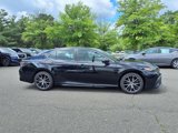 Used 2021 Toyota Camry SE image 2