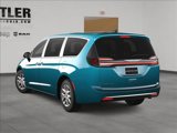 New 2025 Chrysler Pacifica Select image 4