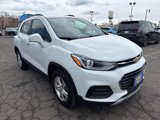 Used 2018 Chevrolet Trax LT w/ LT Convenience Package image 4