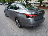Used 2020 Nissan Versa SV image 3