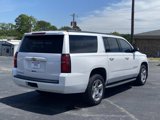 Used 2016 Chevrolet Suburban LT image 3