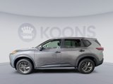 Used 2022 Nissan Rogue S image 2
