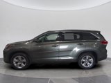 Used 2017 Toyota Highlander Limited image 2