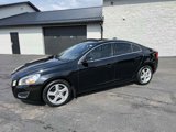 Used 2012 Volvo S60 T5 w/ Climate Pkg image 2
