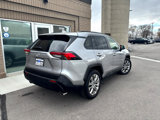 Used 2021 Toyota RAV4 XLE Premium image 3